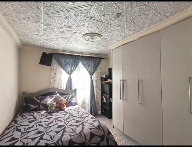 3 BEDROOM HOUSE FOR SALE IN KATLEHONG SOUTH